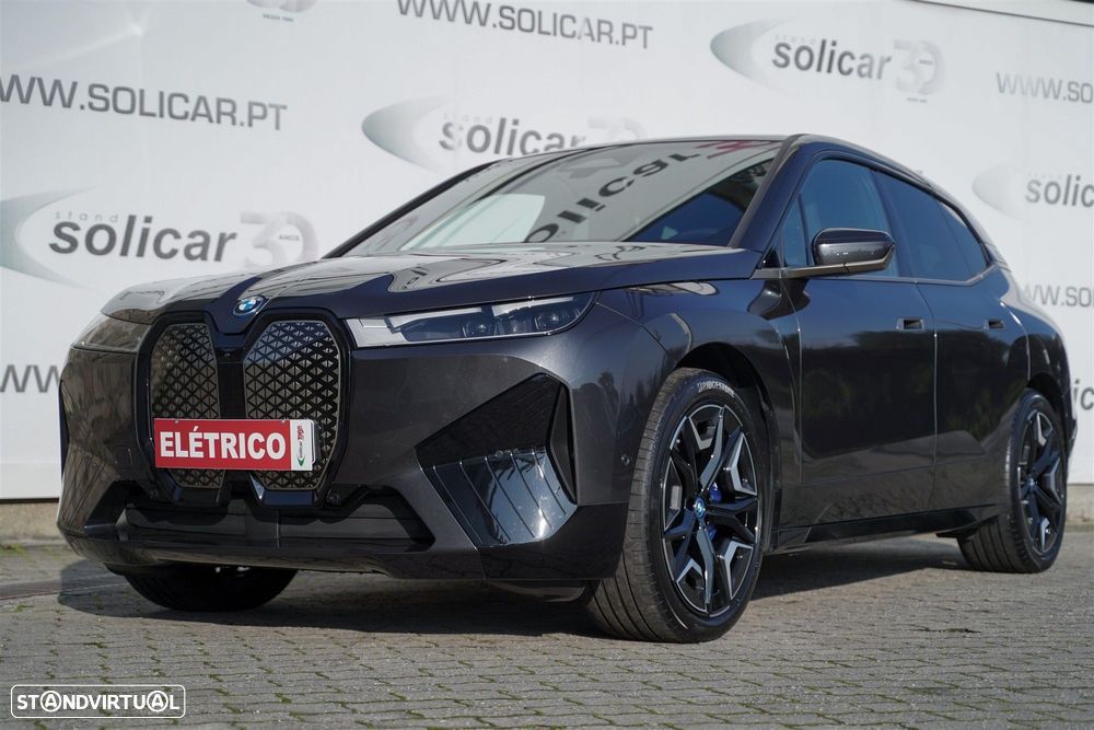 BMW iX xDrive 40 Pack Desportivo - 12