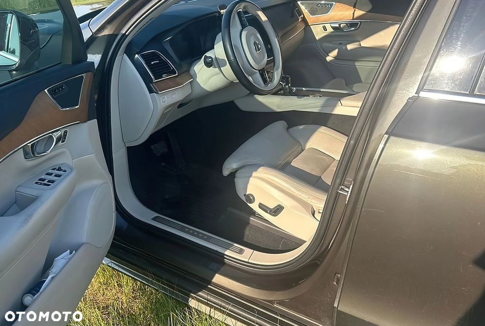Volvo XC 90 T6 AWD Geartronic Inscription - 10