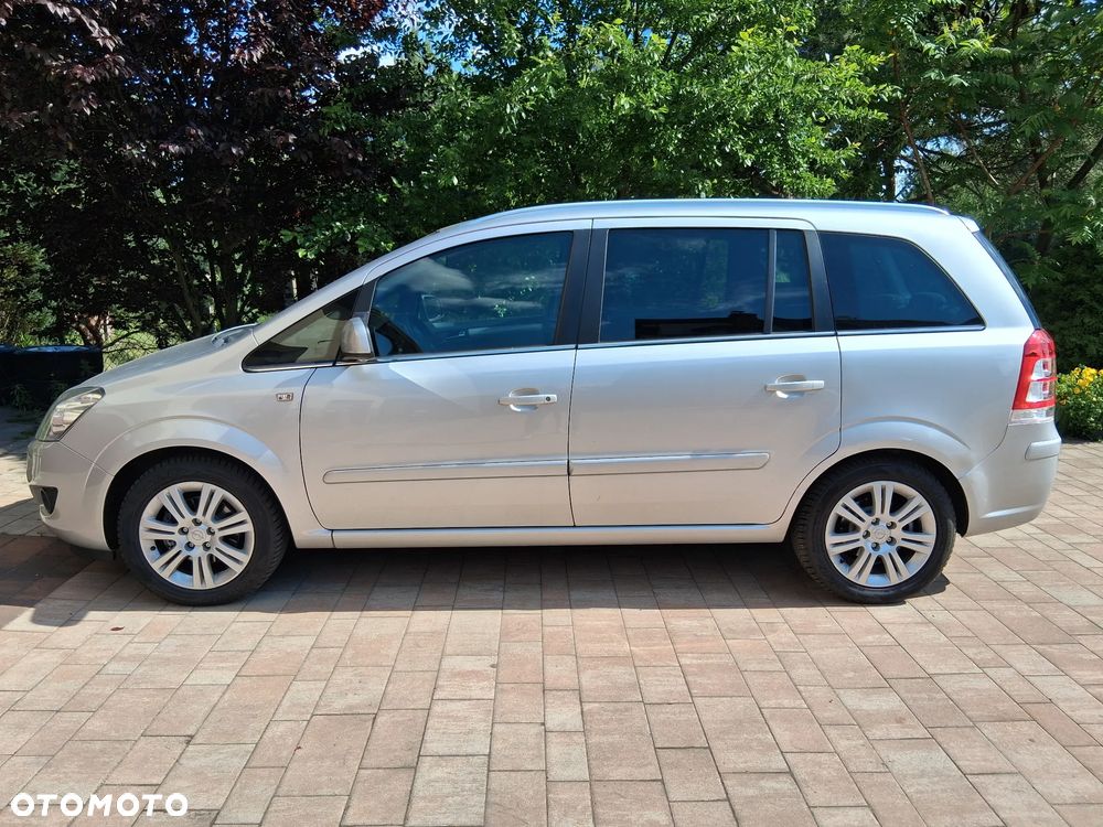 Opel Zafira 1.8 Family Plus - 23