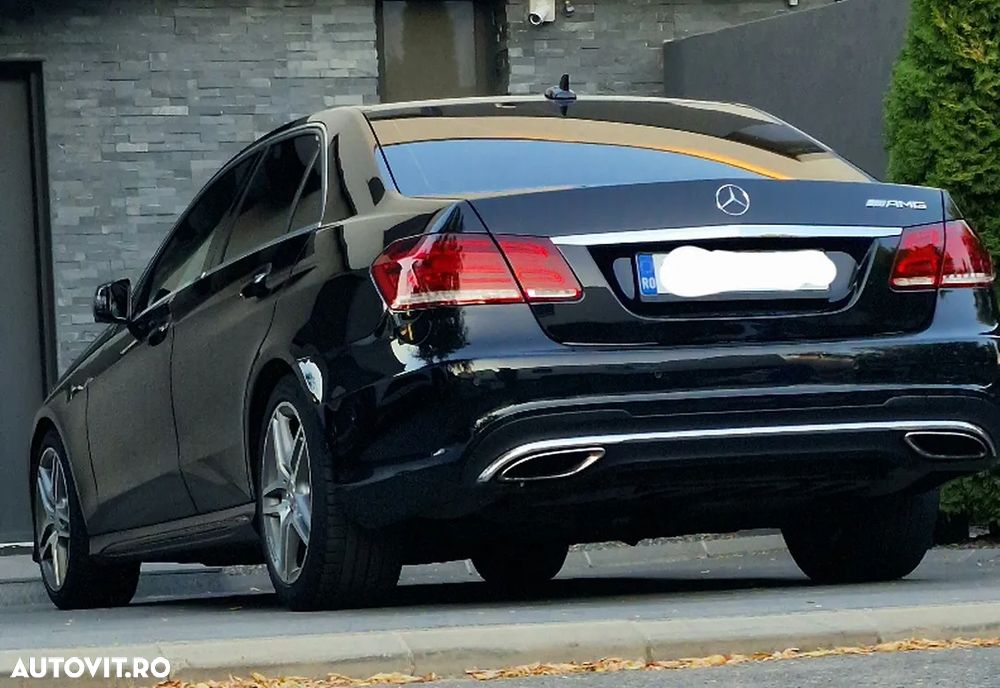 Mercedes-Benz E 220 BlueTEC 4MATIC 7G-TRONIC Edition - 9