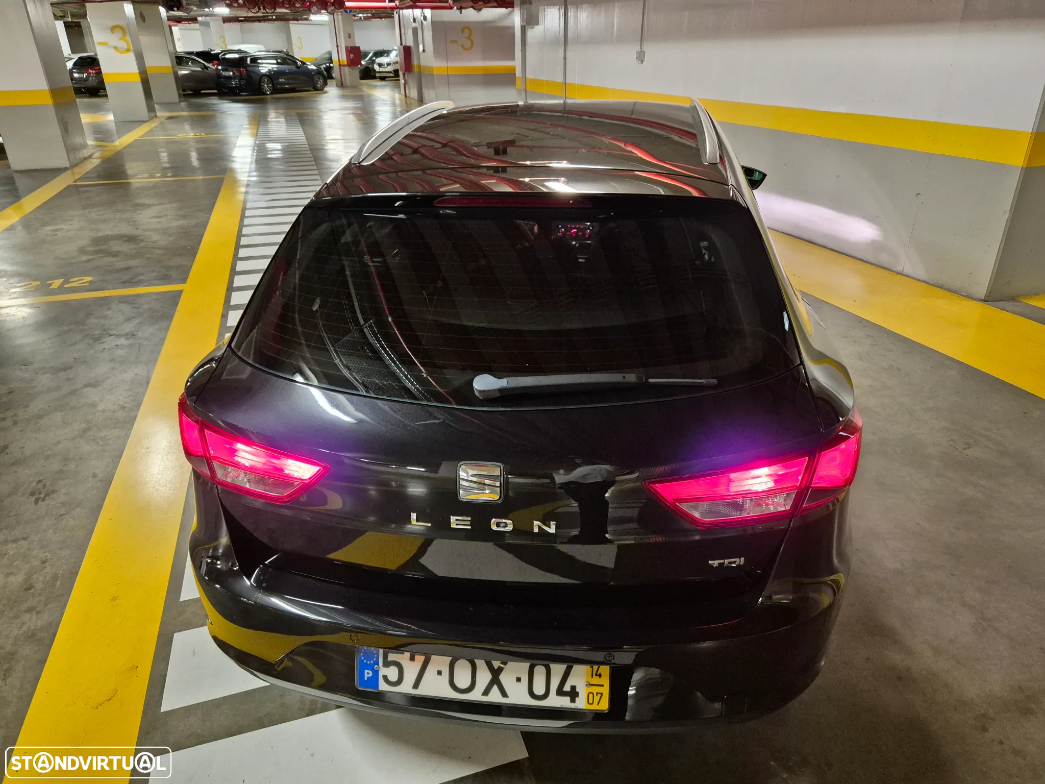 SEAT Leon ST 1.6 TDI Style Ecomotive - 17