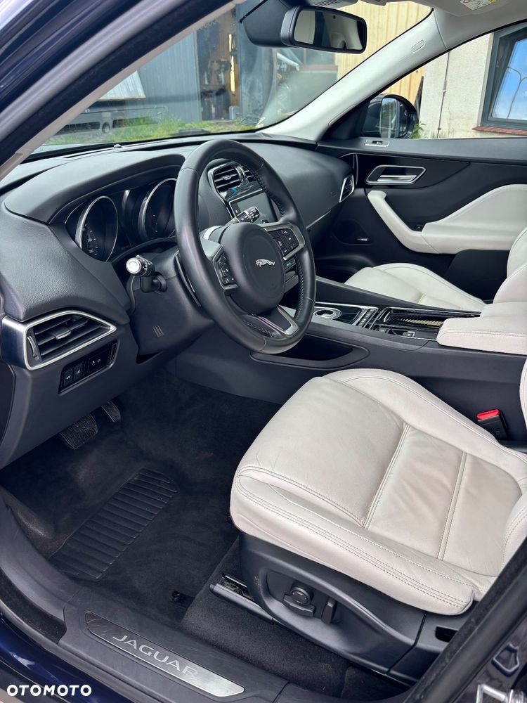 Jaguar F-Pace 2.0 i4D AWD Prestige - 9