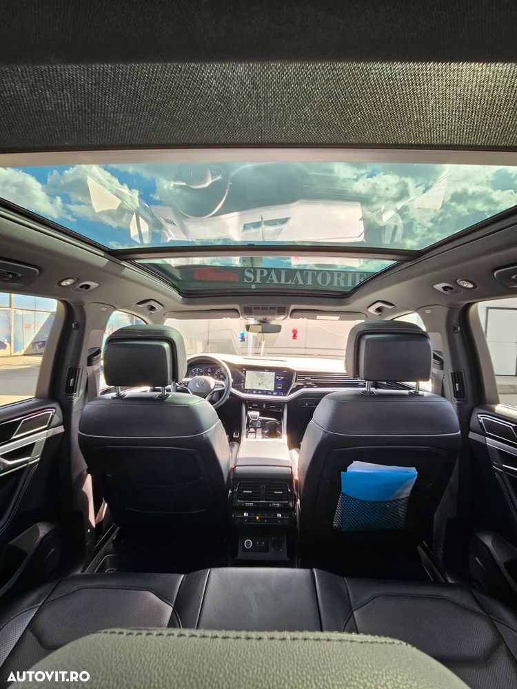 Volkswagen Touareg V6 TDI R-Style - 8