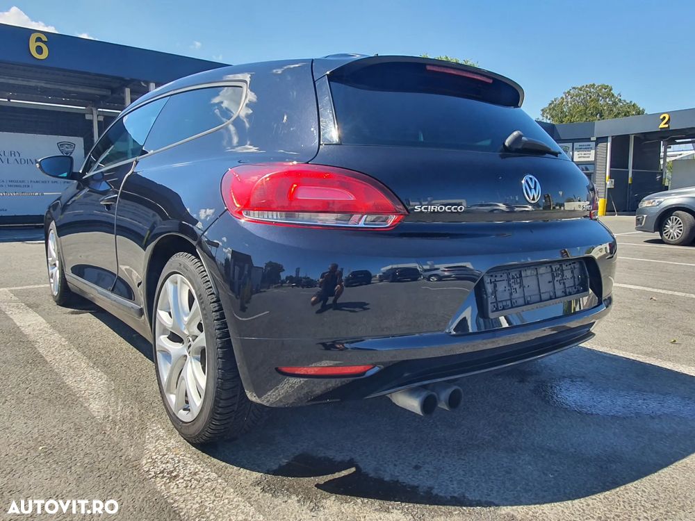 Volkswagen Scirocco 2.0 TSI DSG - 2