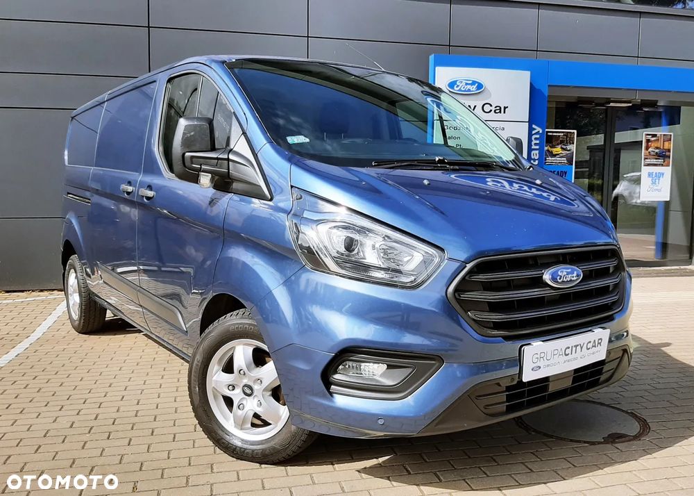 Ford CUSTOM - 5