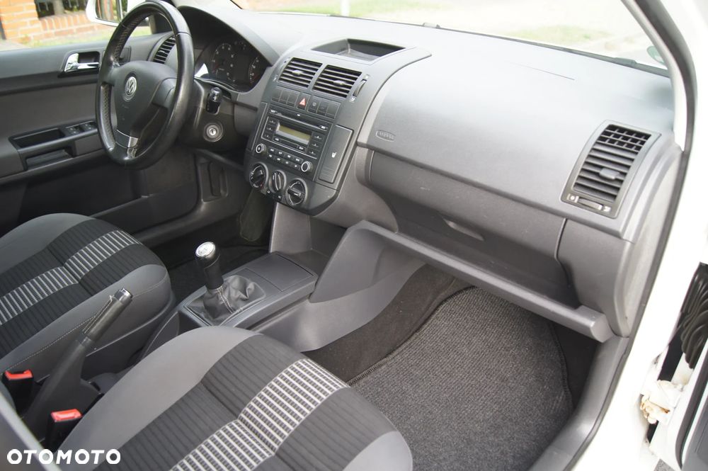 Volkswagen Polo 1.2 Team - 20