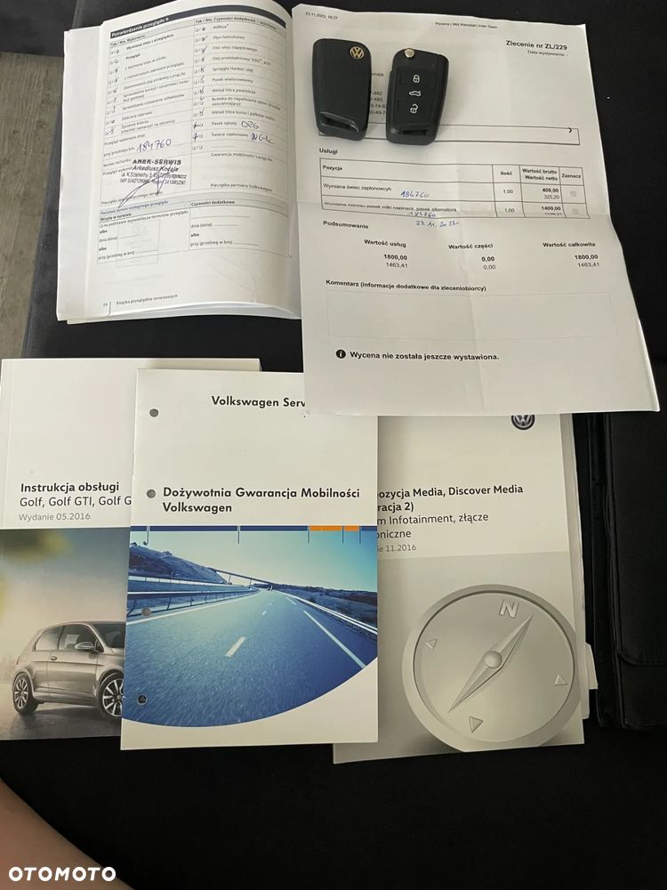 Volkswagen Golf - 24