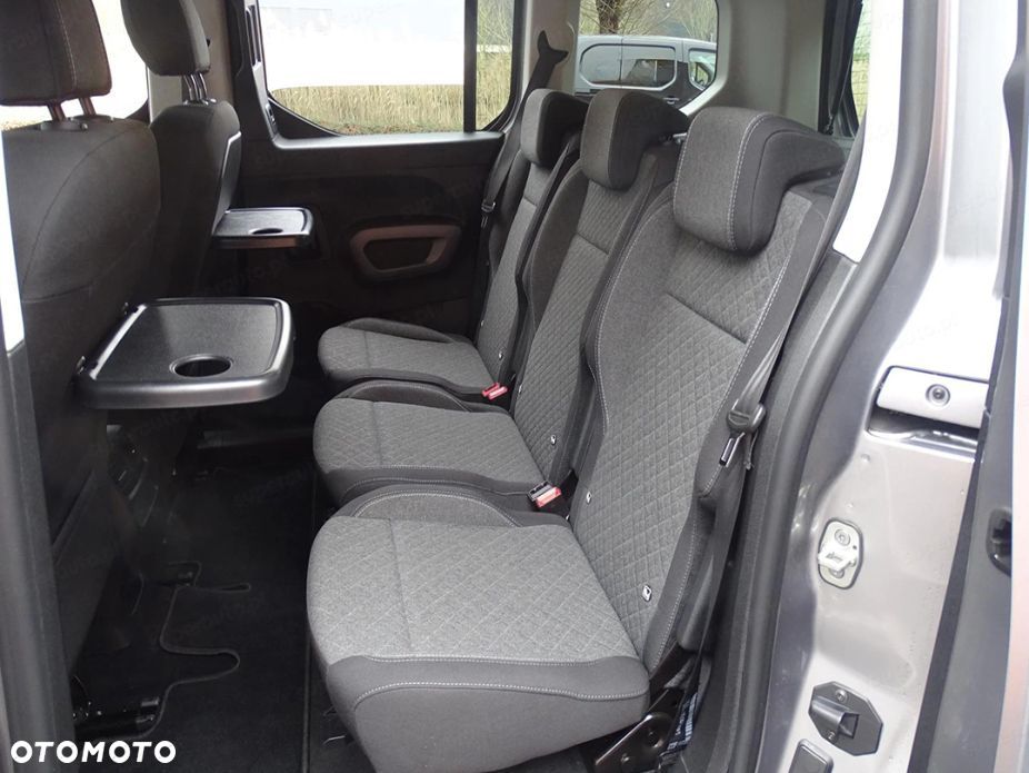 Opel Combo - 16