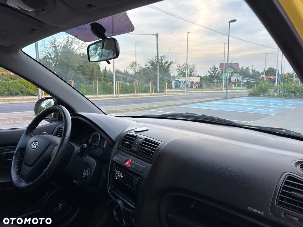 Kia Picanto - 13