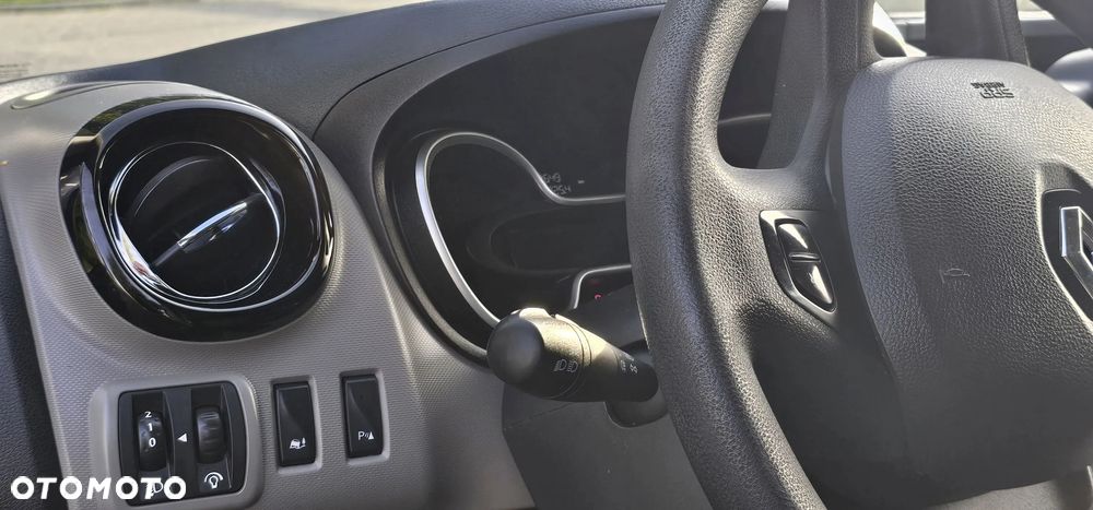 Renault Trafic III - 29