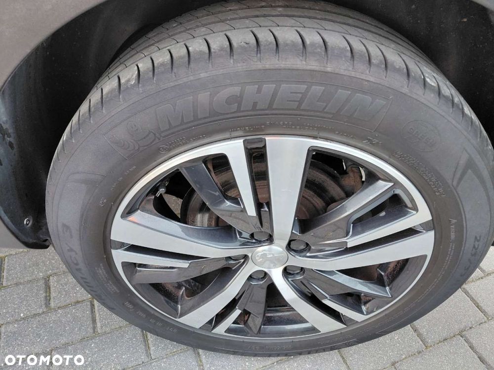Peugeot 3008 - 9