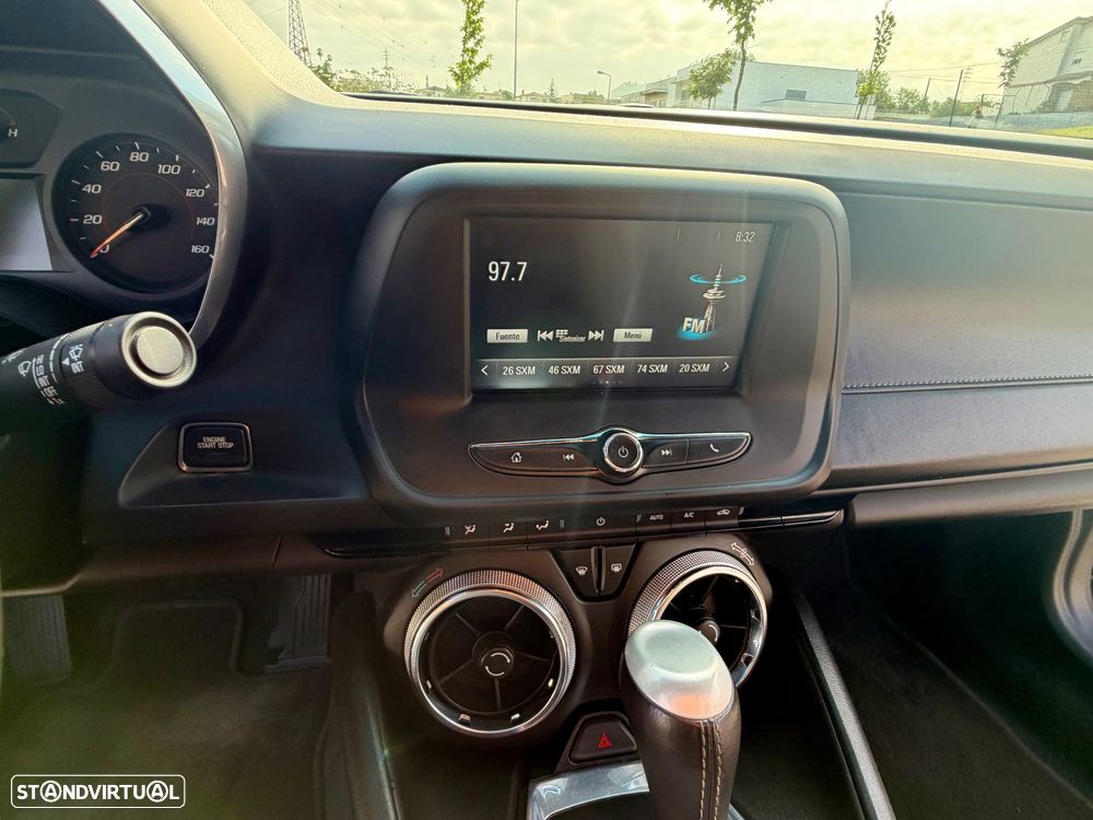 Chevrolet Camaro 2.0 Aut. - 12