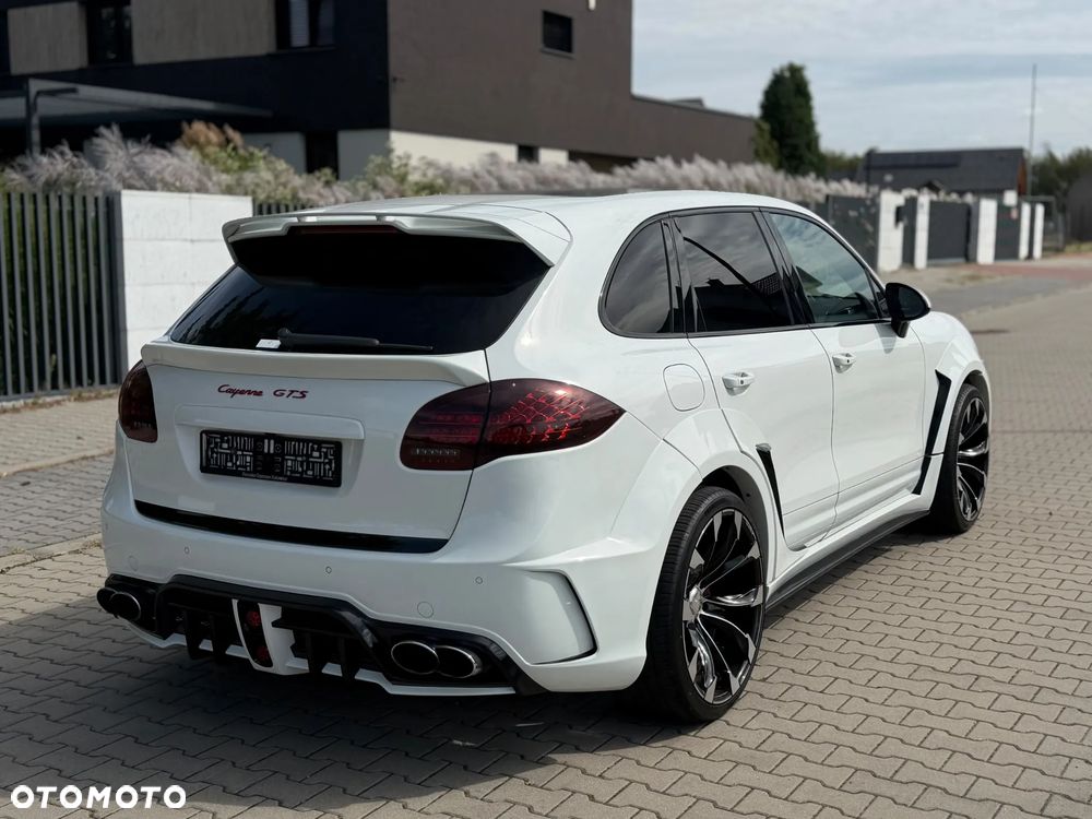 Porsche Cayenne GTS - 11