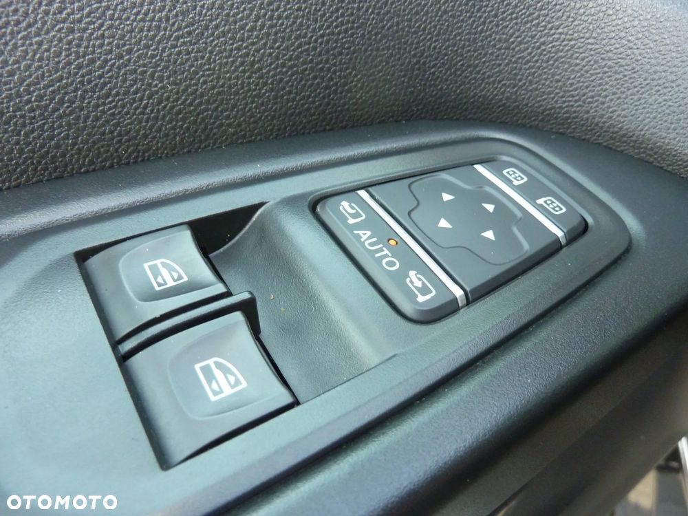 Renault TRAFIC - 19