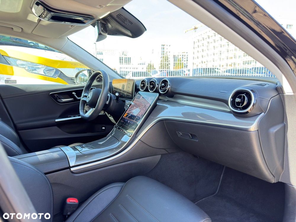 Mercedes-Benz Klasa C 220 d mHEV 4-Matic AMG - 24