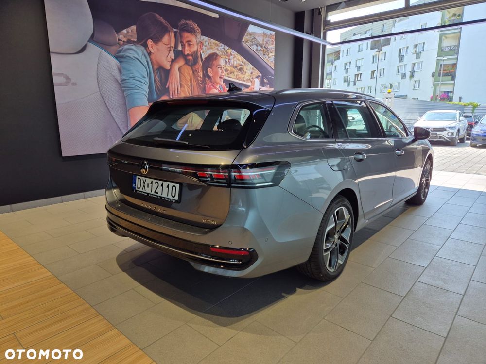 Volkswagen Passat 1.5 TSI EVO Elegance DSG - 4