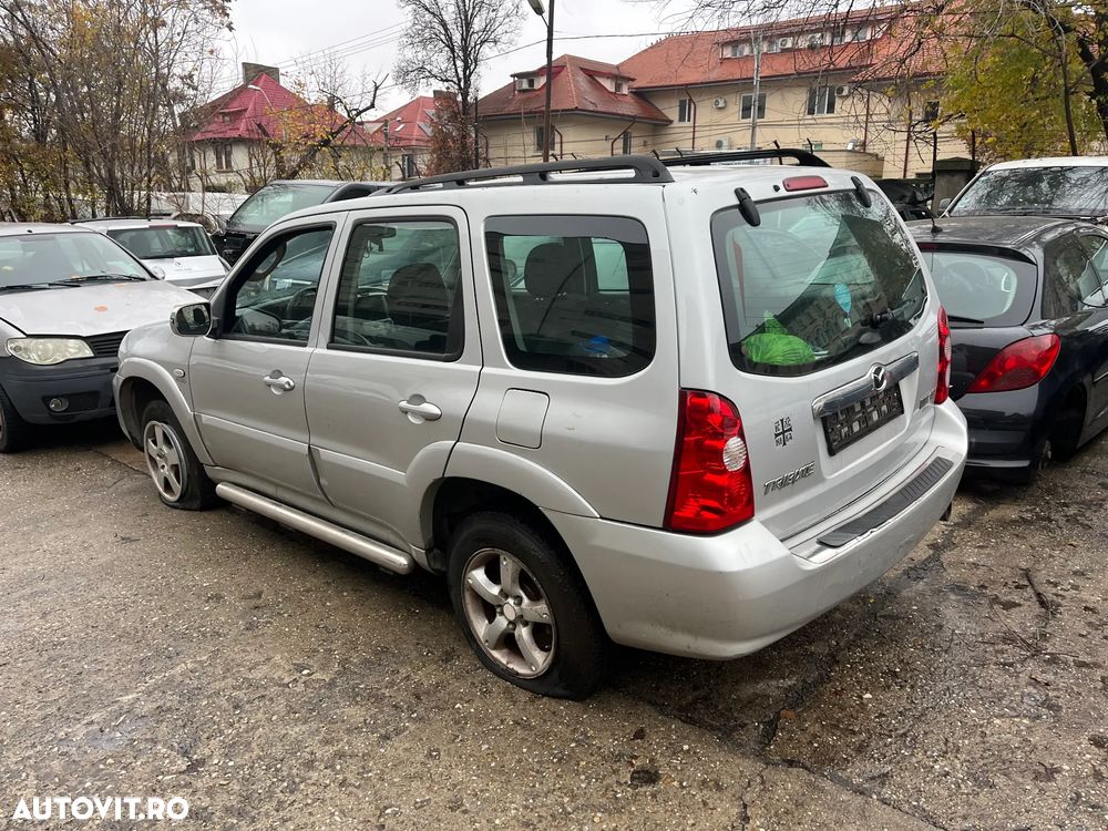 Dezmembrez Mazda Tribute 2002 gri argintiu benzina - 4