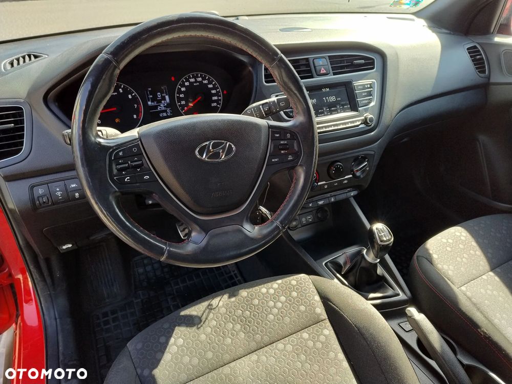 Hyundai i20 blue 1.4 Active Select - 10