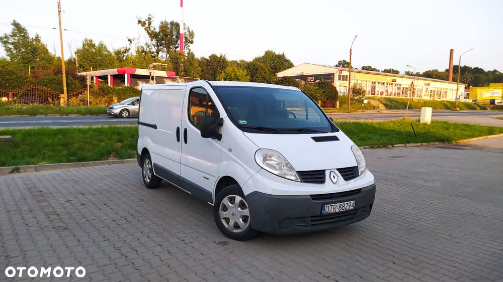 Renault Trafic - 1