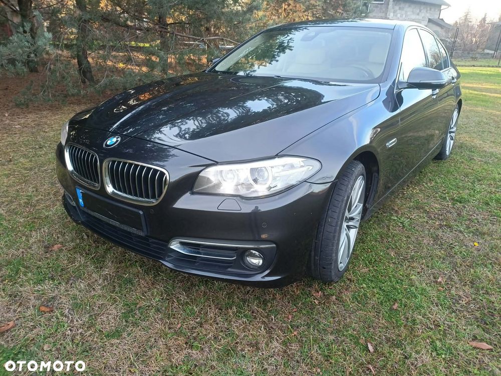 BMW Seria 5 535i Luxury Line - 2