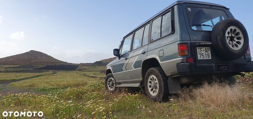 Mitsubishi Pajero 2.5 TDi - 1