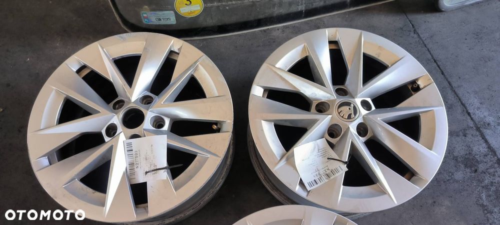 ALUFELGI KOMPLET SKODA OCTAVIA IV 17 CALI - 3