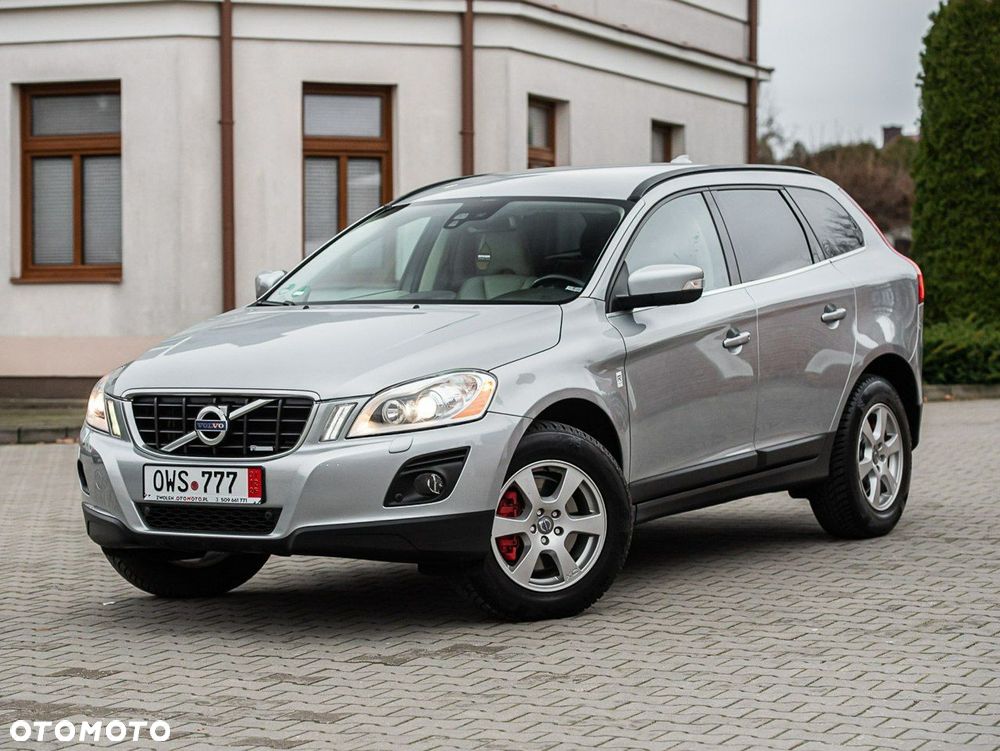 Volvo XC 60 D5 AWD Momentum - 11