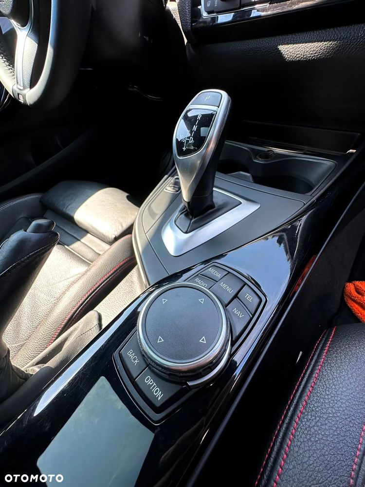 BMW Seria 1 120d Sport Line sport - 15