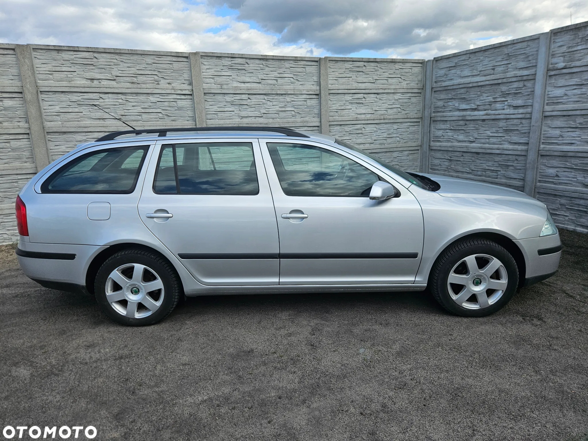 Skoda Octavia Combi 1.6 Elegance - 7