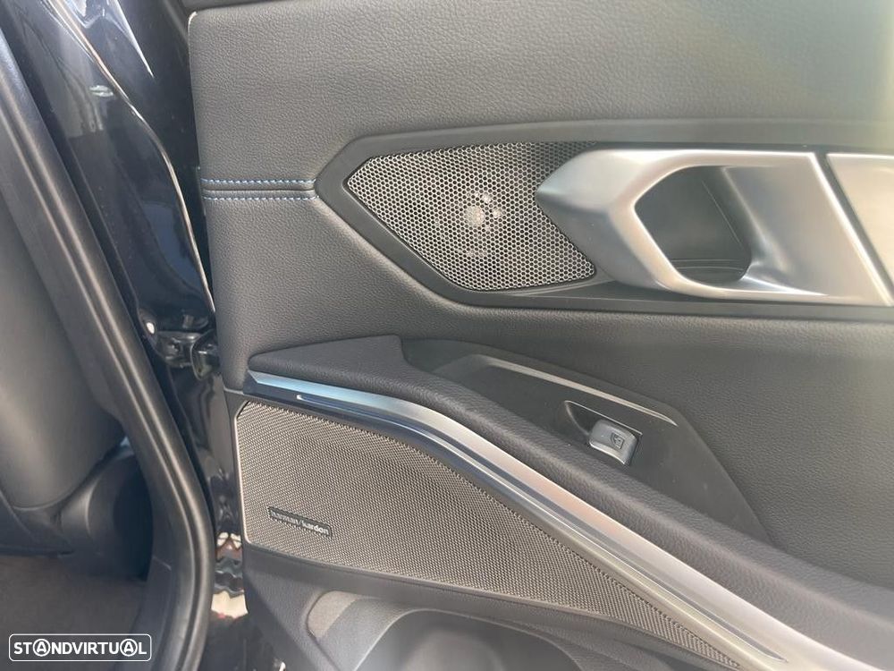 BMW 330 e Pack M Auto - 38