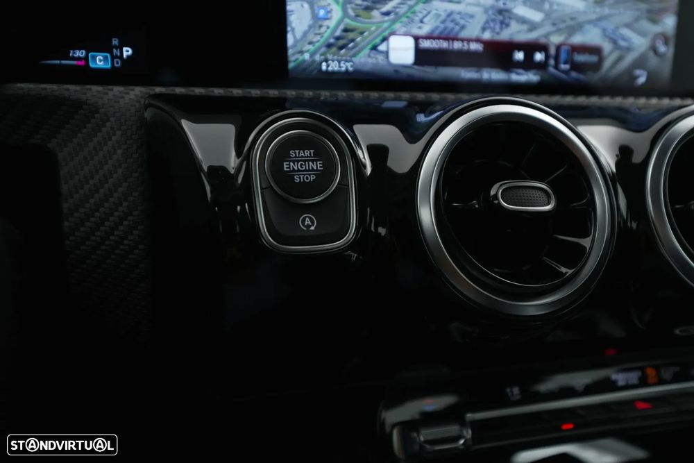 Mercedes-Benz CLA 200 d - 21