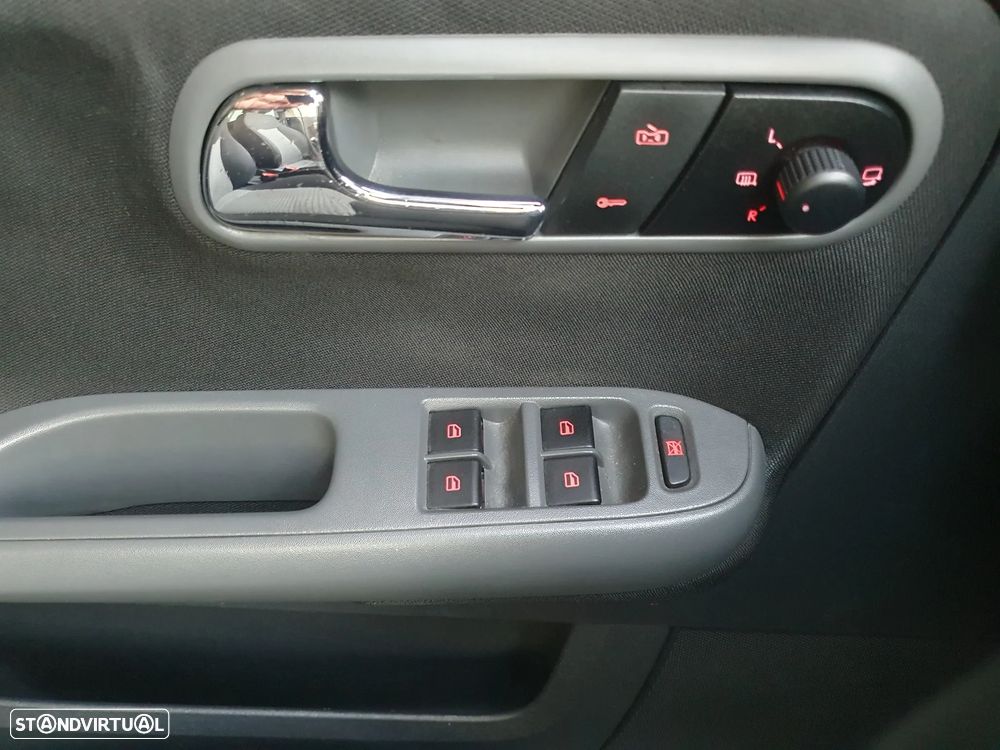 SEAT Ibiza 1.2 12V Stylance - 32