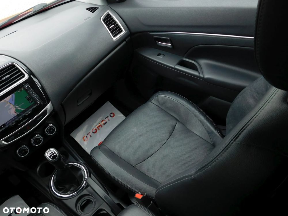 Mitsubishi ASX - 12