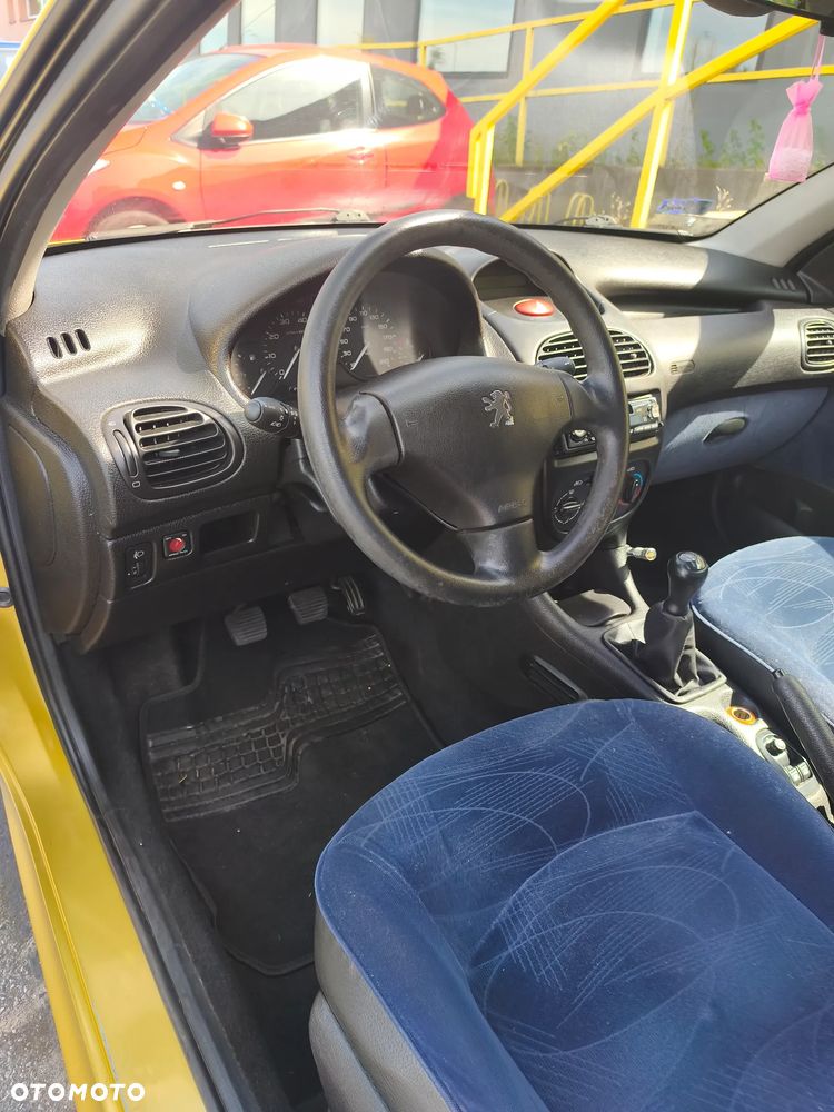 Peugeot 206 1.1 Husky - 10
