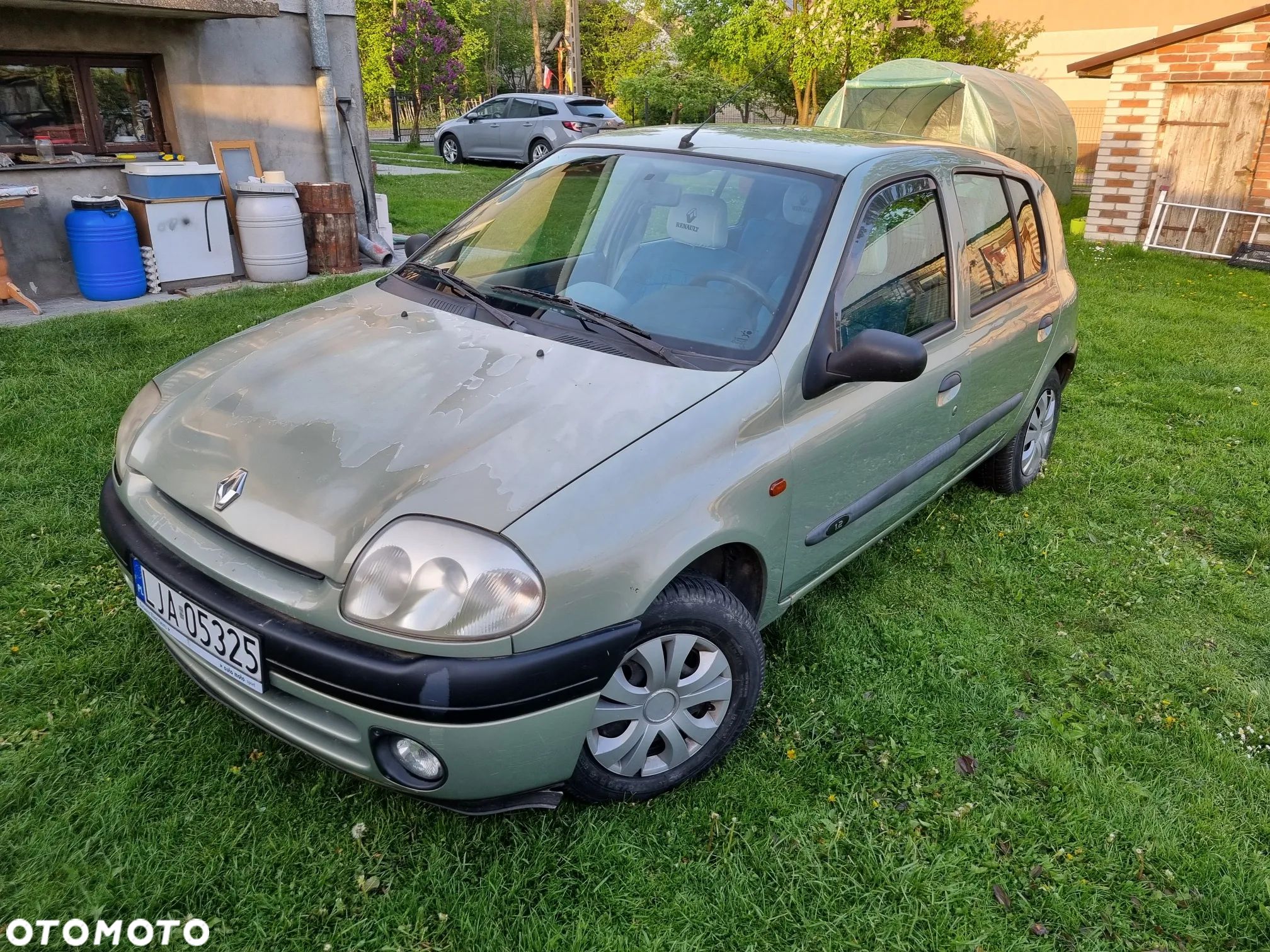 Renault Clio - 1