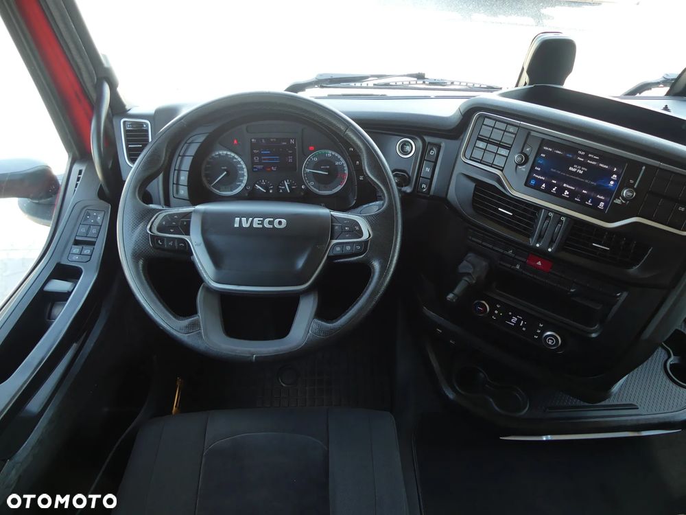 Iveco S-WAY 460 / EURO 6 / ZESTAW PRZESTRZENNY / KLIMA POSTOJOWA / - 35