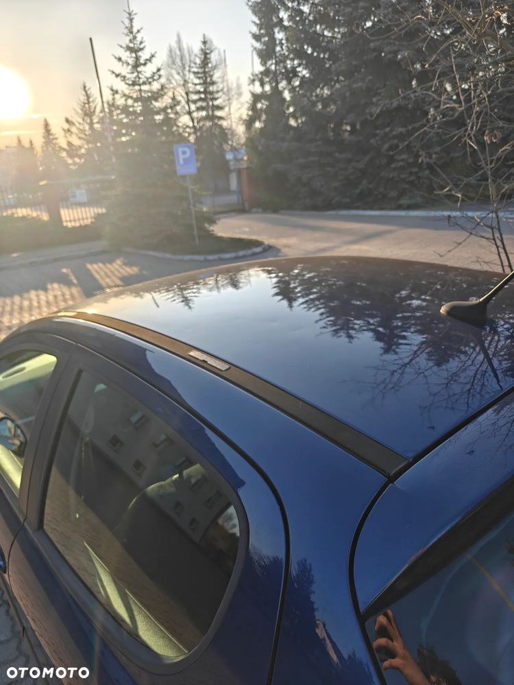 Peugeot 207 95 VTi Urban Style - 12