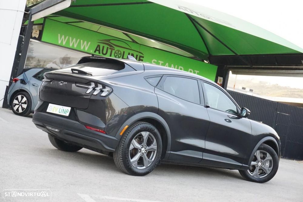 Ford Mustang Mach-E Alargada - 8