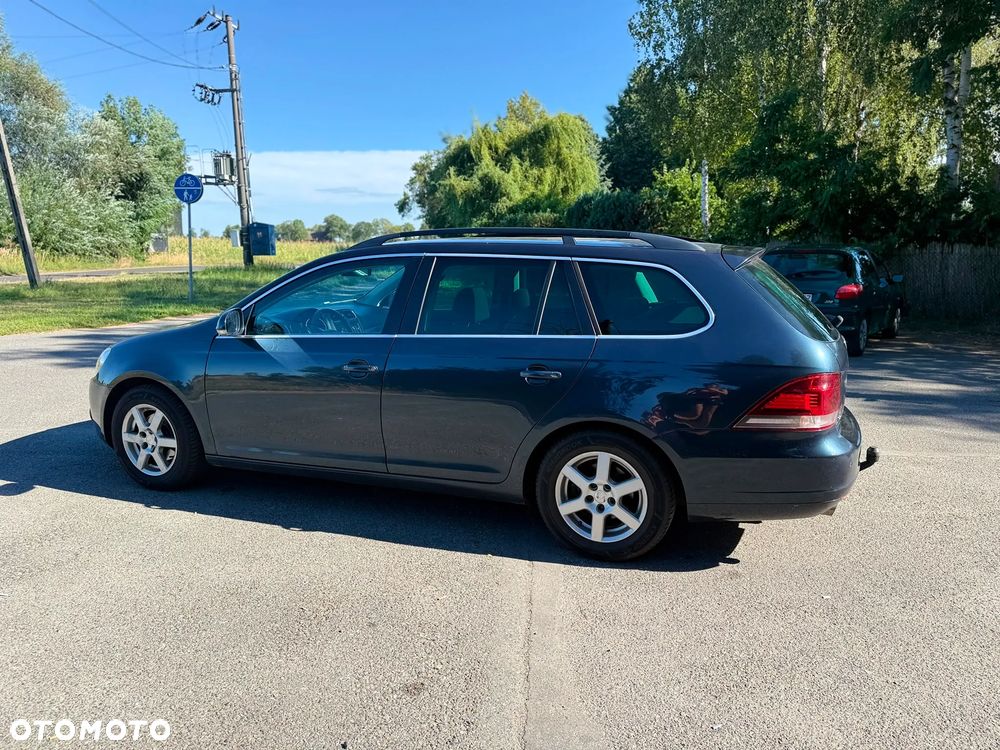 Volkswagen Golf 1.6 TDI DPF BlueMotion Technology move - 8