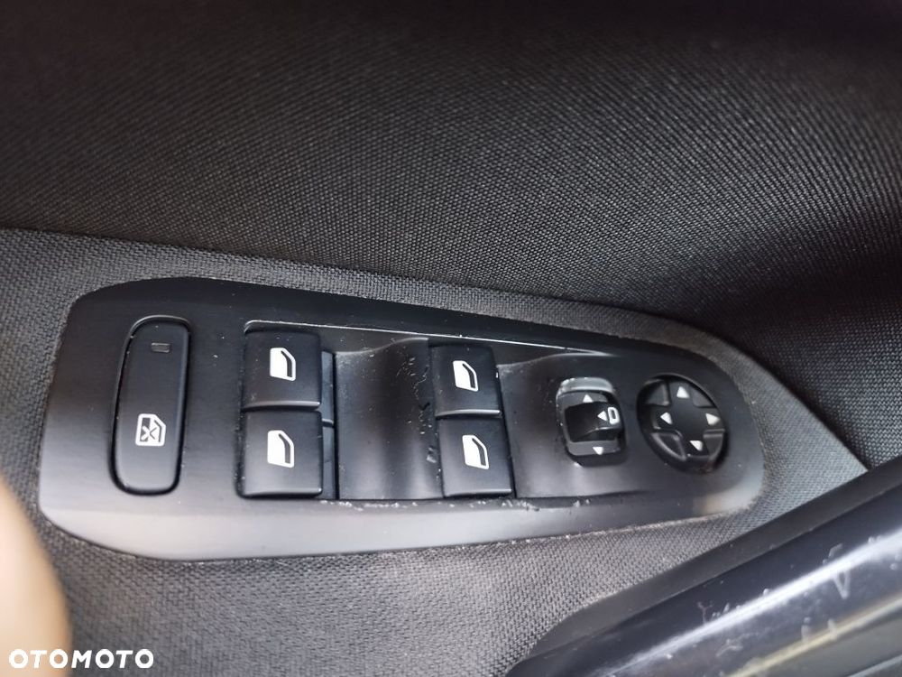 Peugeot 308 BlueHDi FAP 120 EAT6 Stop & Start Allure - 22