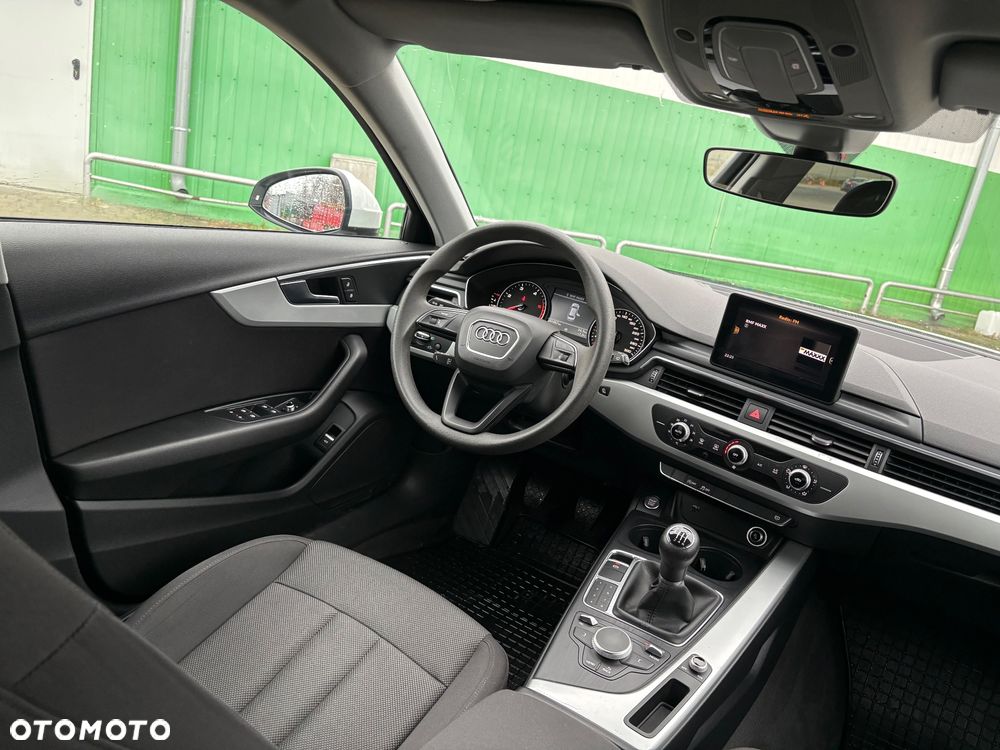 Audi A4 Avant 2.0 TDI - 12