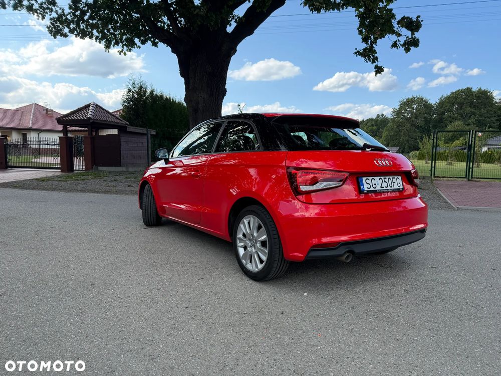 Audi A1 3-drzwiowe 1.6 TDI S line Sportpaket - 4