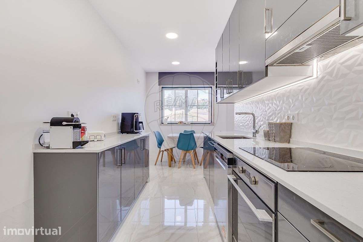 Apartamento T4 para venda - Grande imagem: 2/35