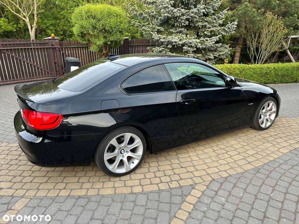 BMW Seria 3 320i M Sport Edition - 18