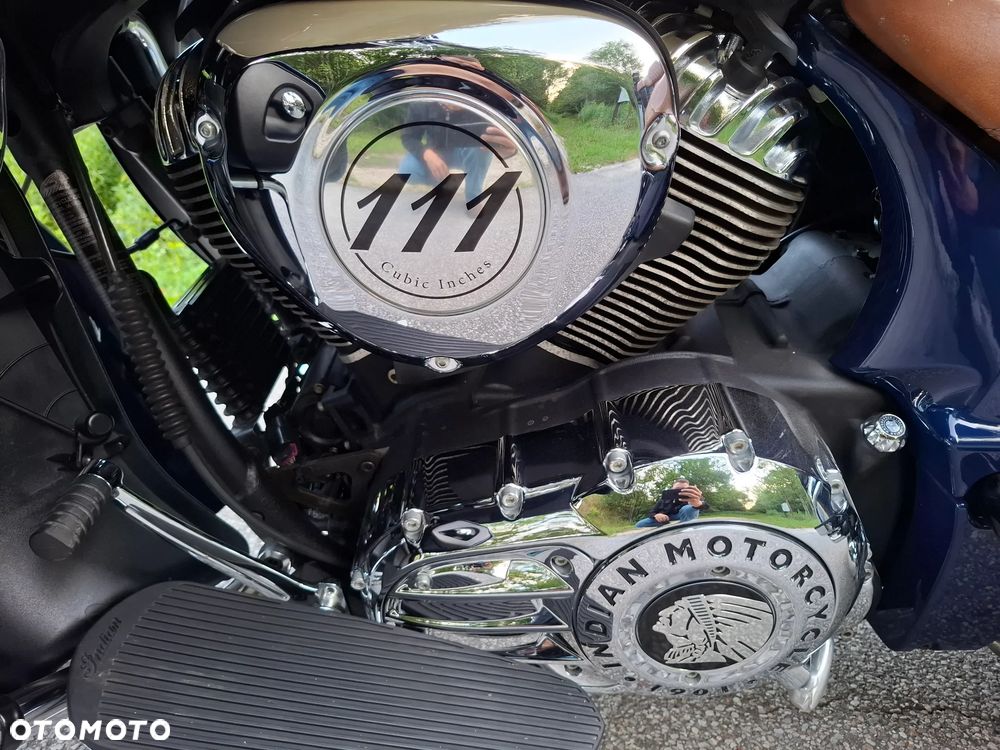 Indian Roadmaster - 16
