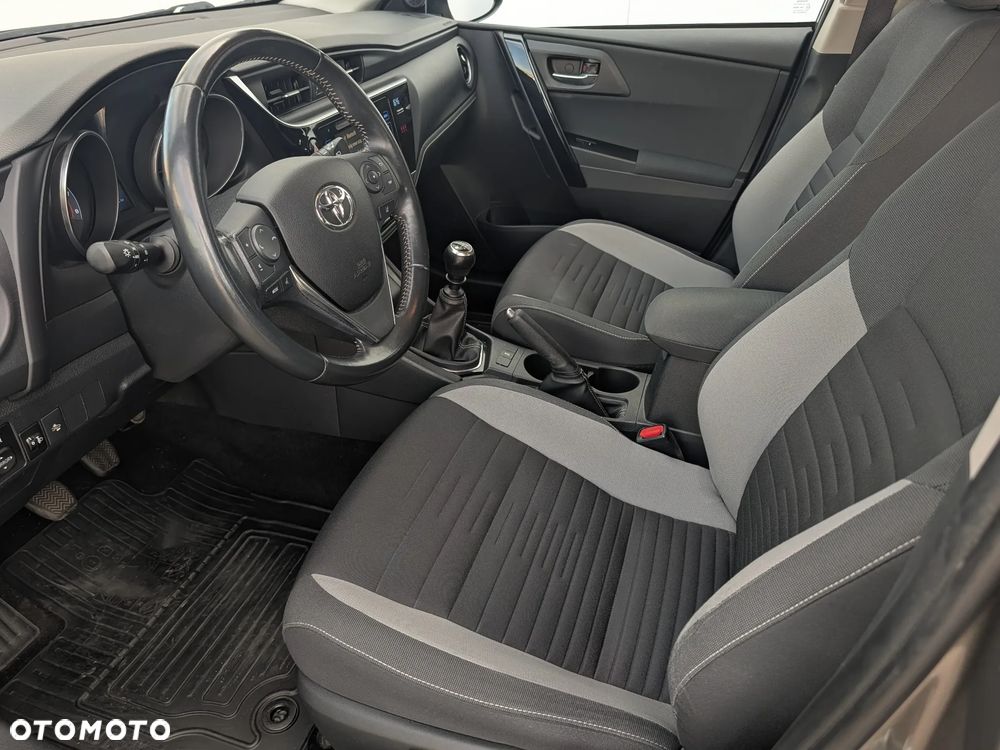 Toyota Auris 1.6 Comfort - 11