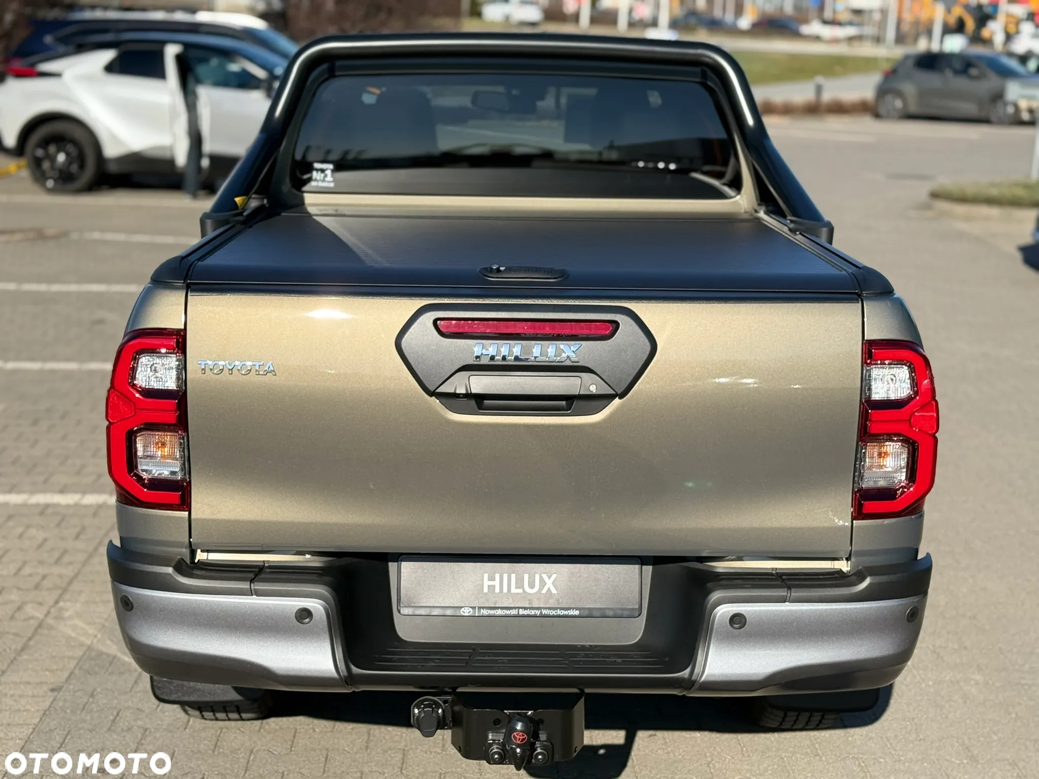 Toyota Hilux - 10