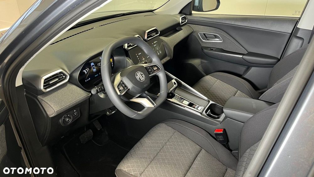 MG ZS Hybrid+ - 19