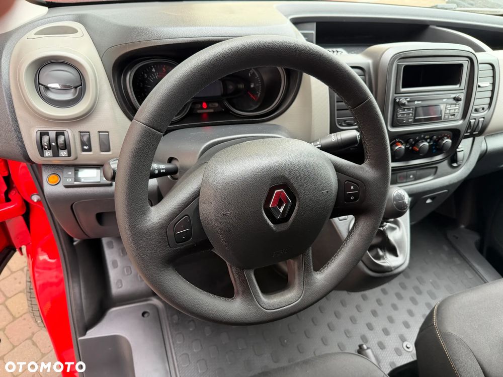 Renault Trafic L2H1 Warsztat - 17