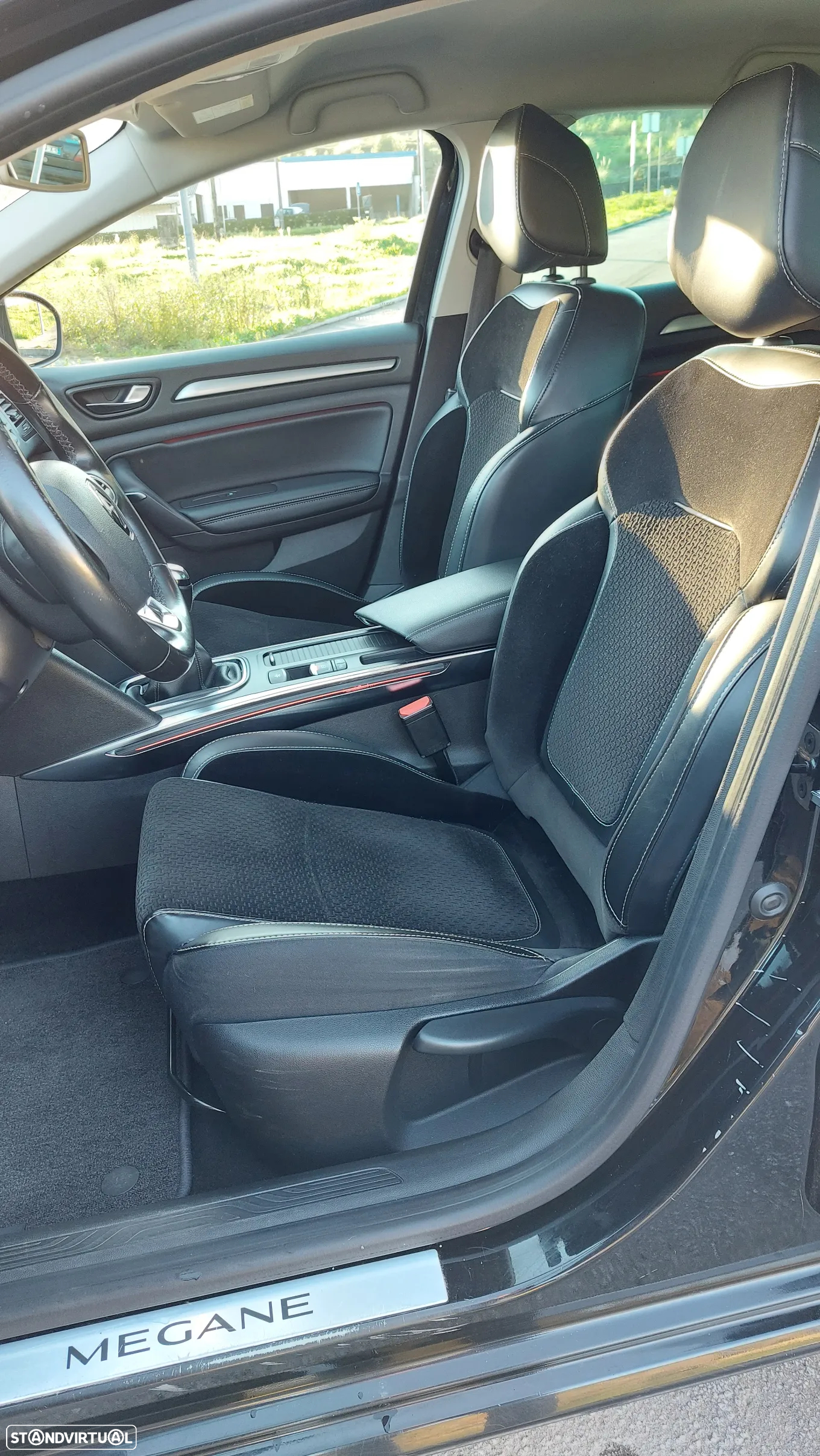 Renault Mégane ENERGY dCi 110 INTENS - 11